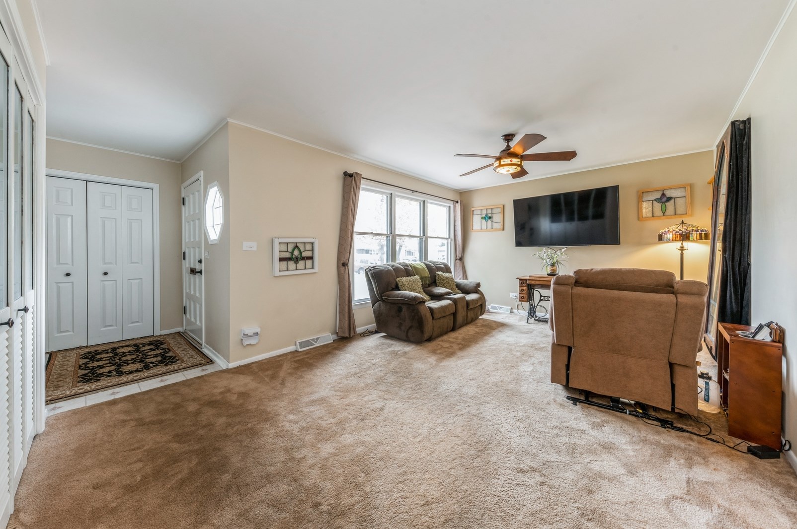3607 Bobwhite Ln, Rolling Meadows, IL 60008-2514