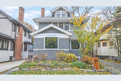 1522 W Juneway Terrace - Photo 1