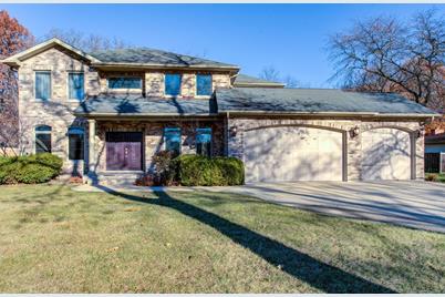 855 Auburn Court - Photo 1
