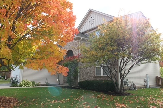 2935 Spinnaker Dr, Aurora, IL 60503-5742