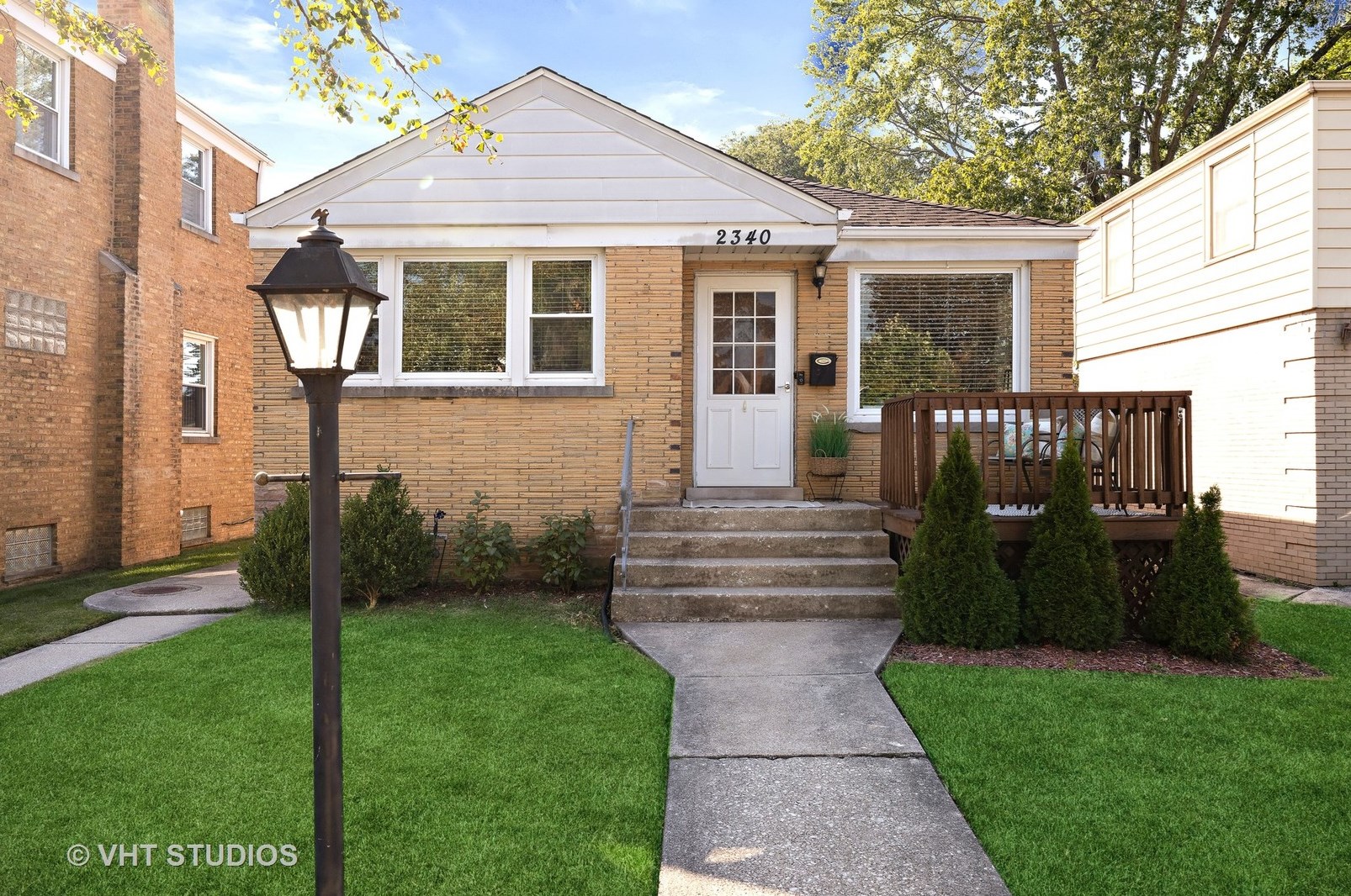 2340 11th Ave, North Riverside, IL 60546-1125