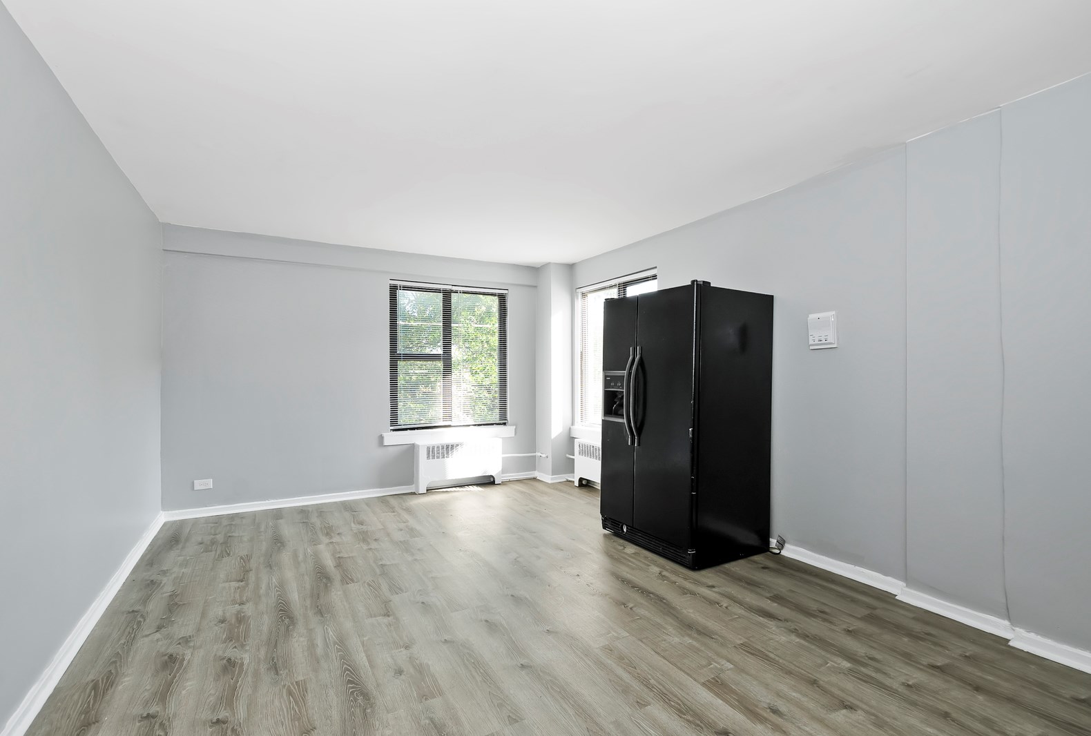 7200 S Coles Ave Apt 101, Chicago, IL 60649