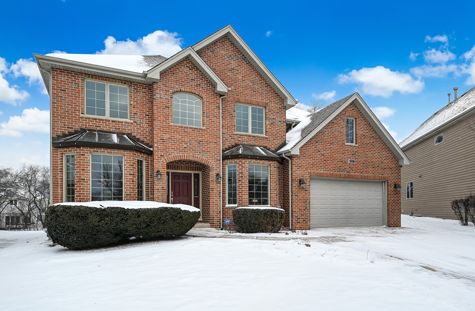1022 Sean Cir, Oak Brook, IL 60561-3877