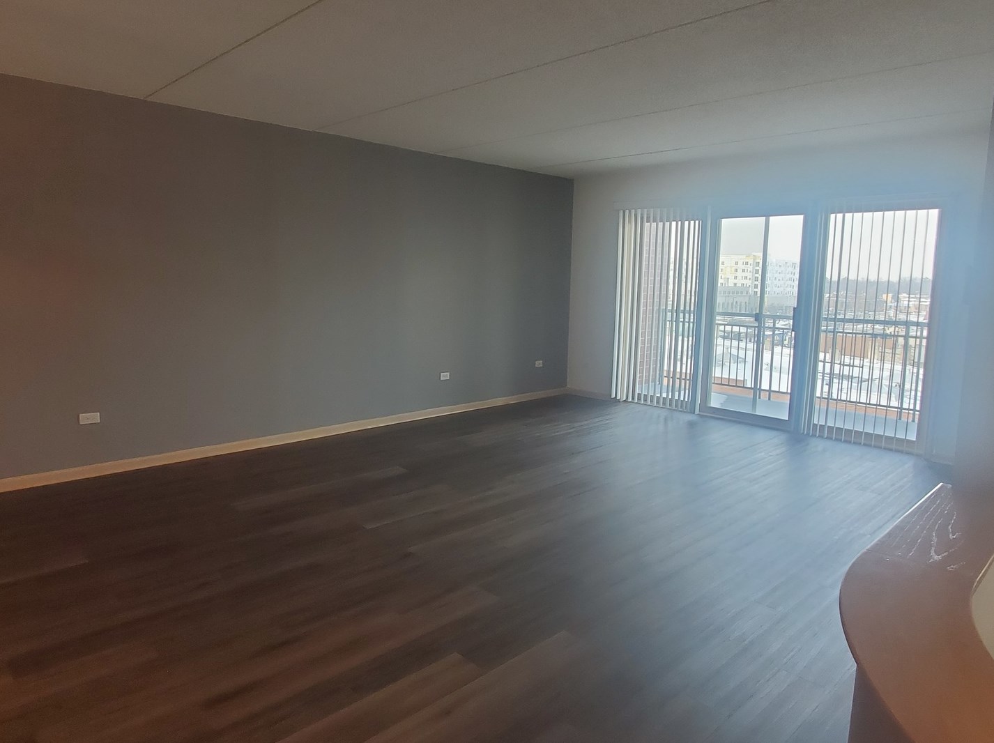 675 Pearson St Apt 601, Des Plaines, IL 60016
