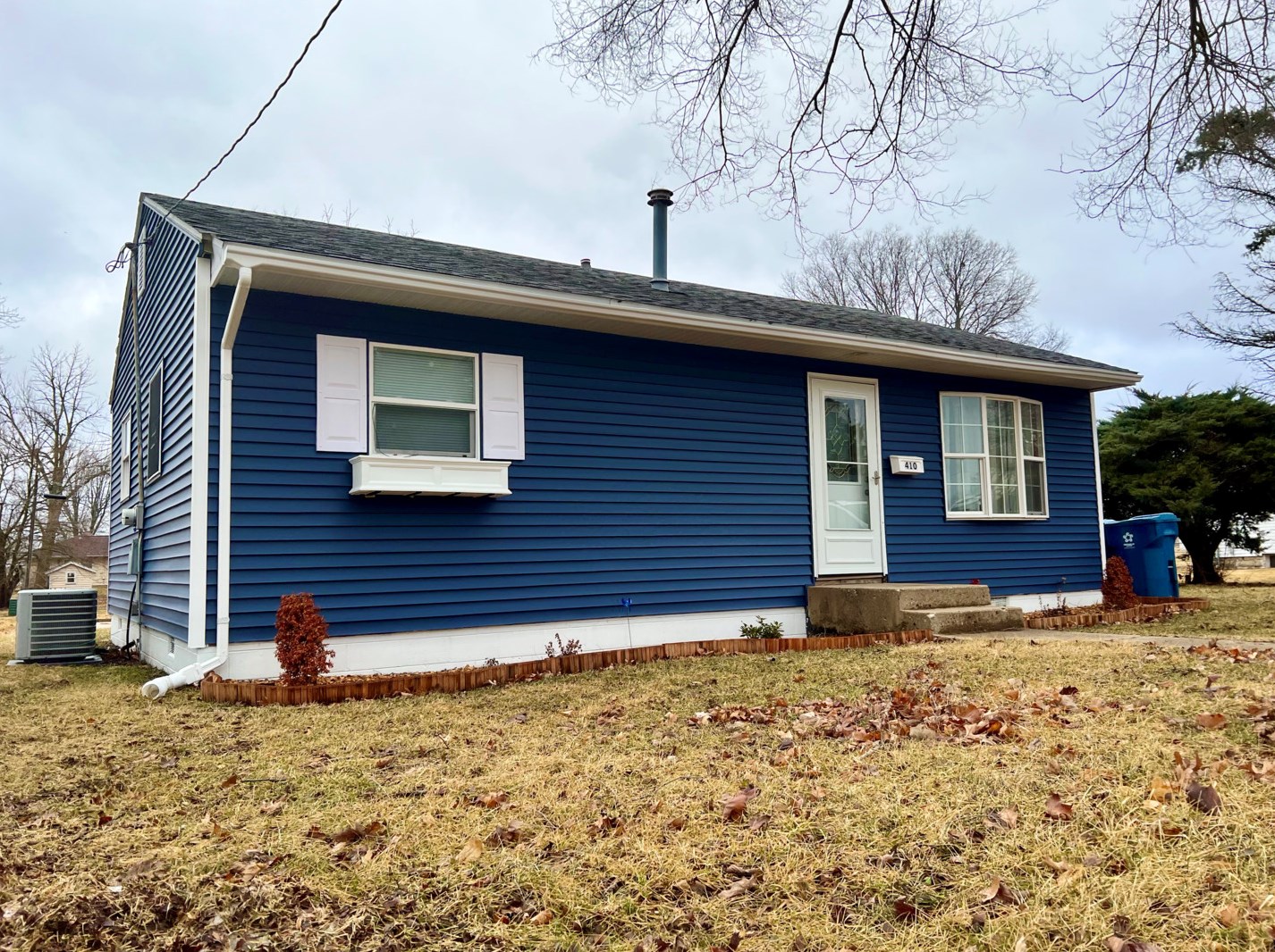 410 Wyman Ave, Hoopeston, IL 60942-1243