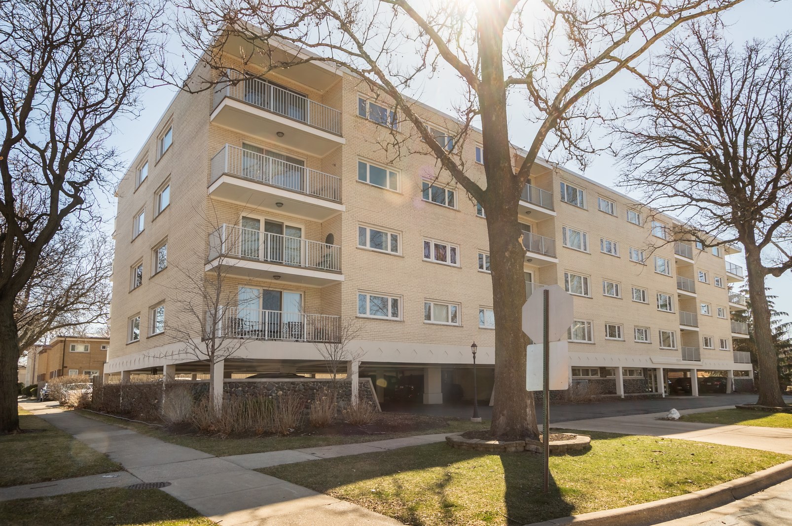 1535 Forest Ave, River Forest IL  60305-1067 exterior