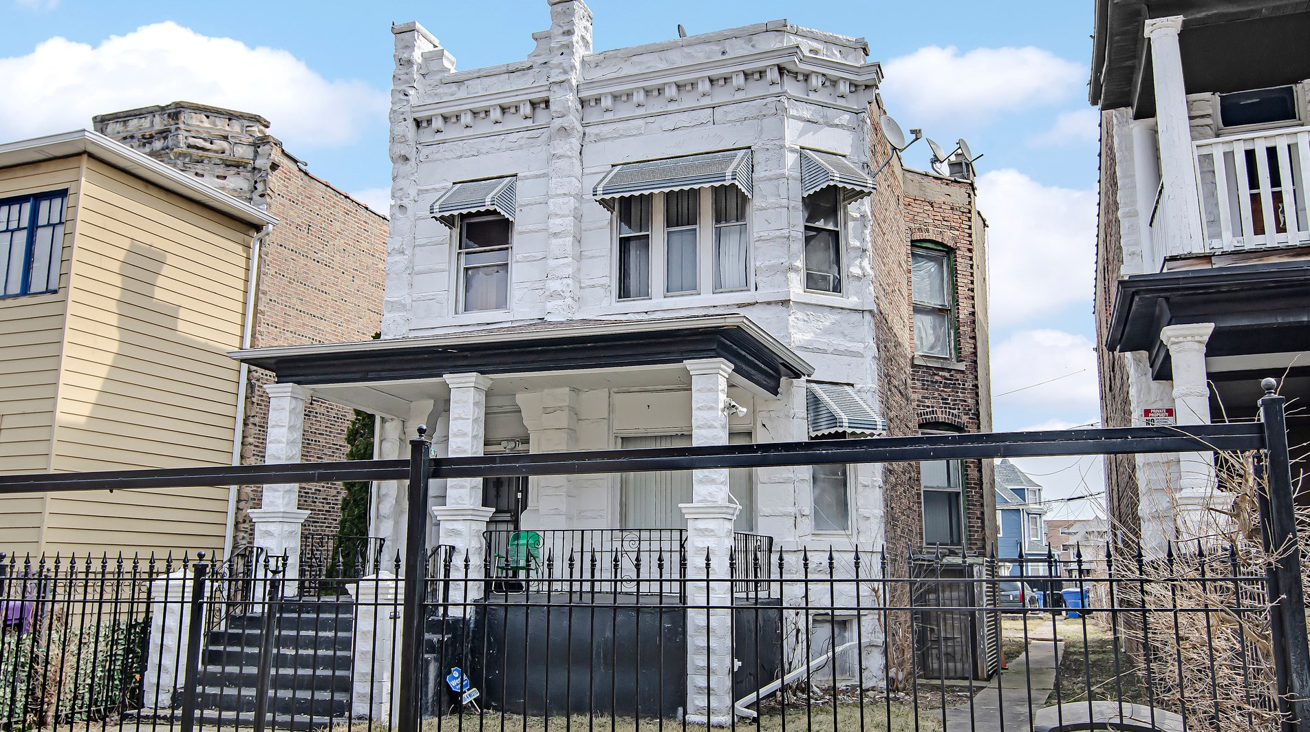 37 Waller Ave, Chicago, IL 60644