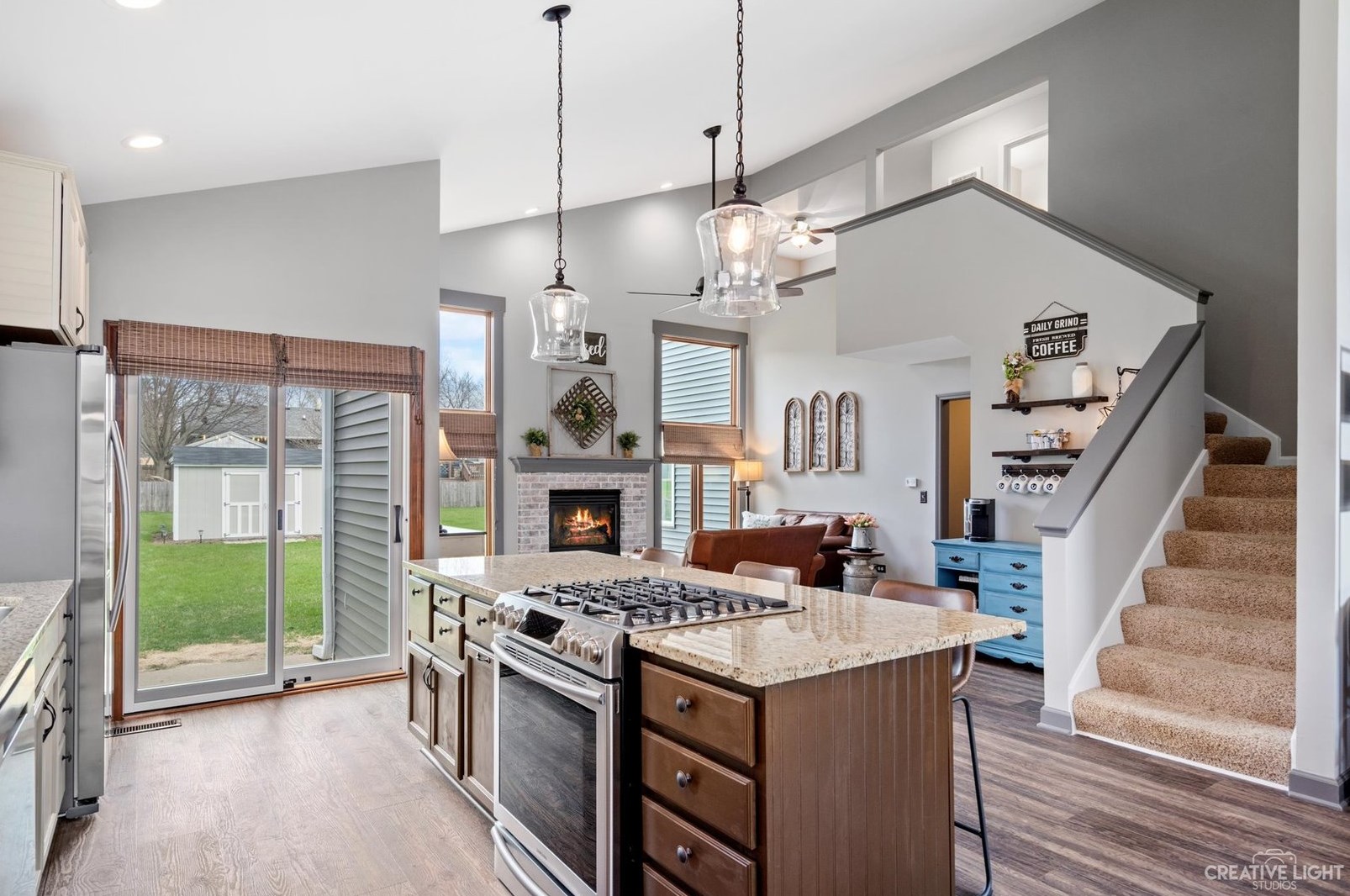 409 Cambridge Ave, Elburn, IL 60119-8355