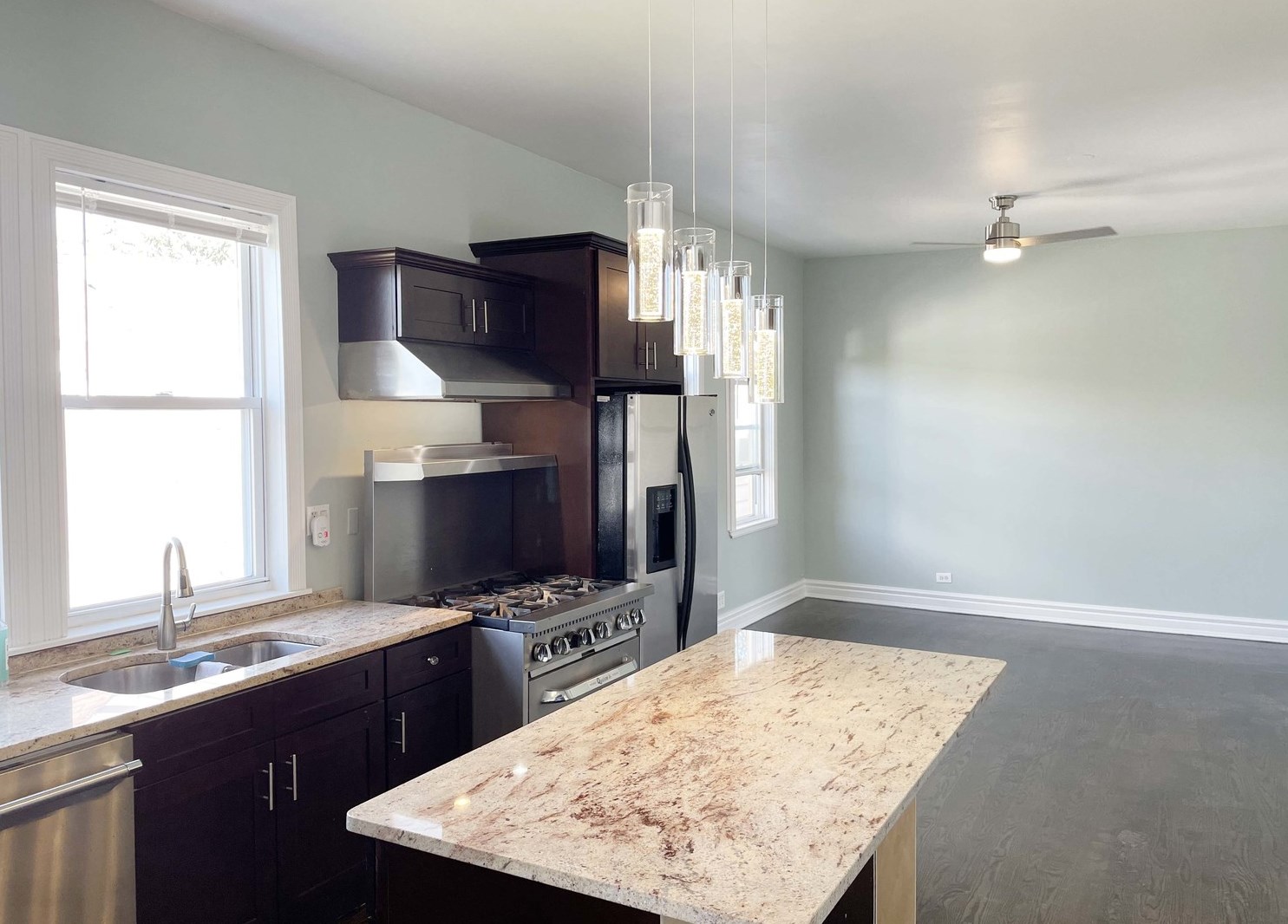 5020 N Mcvicker Ave #2-r, Chicago, IL 60630