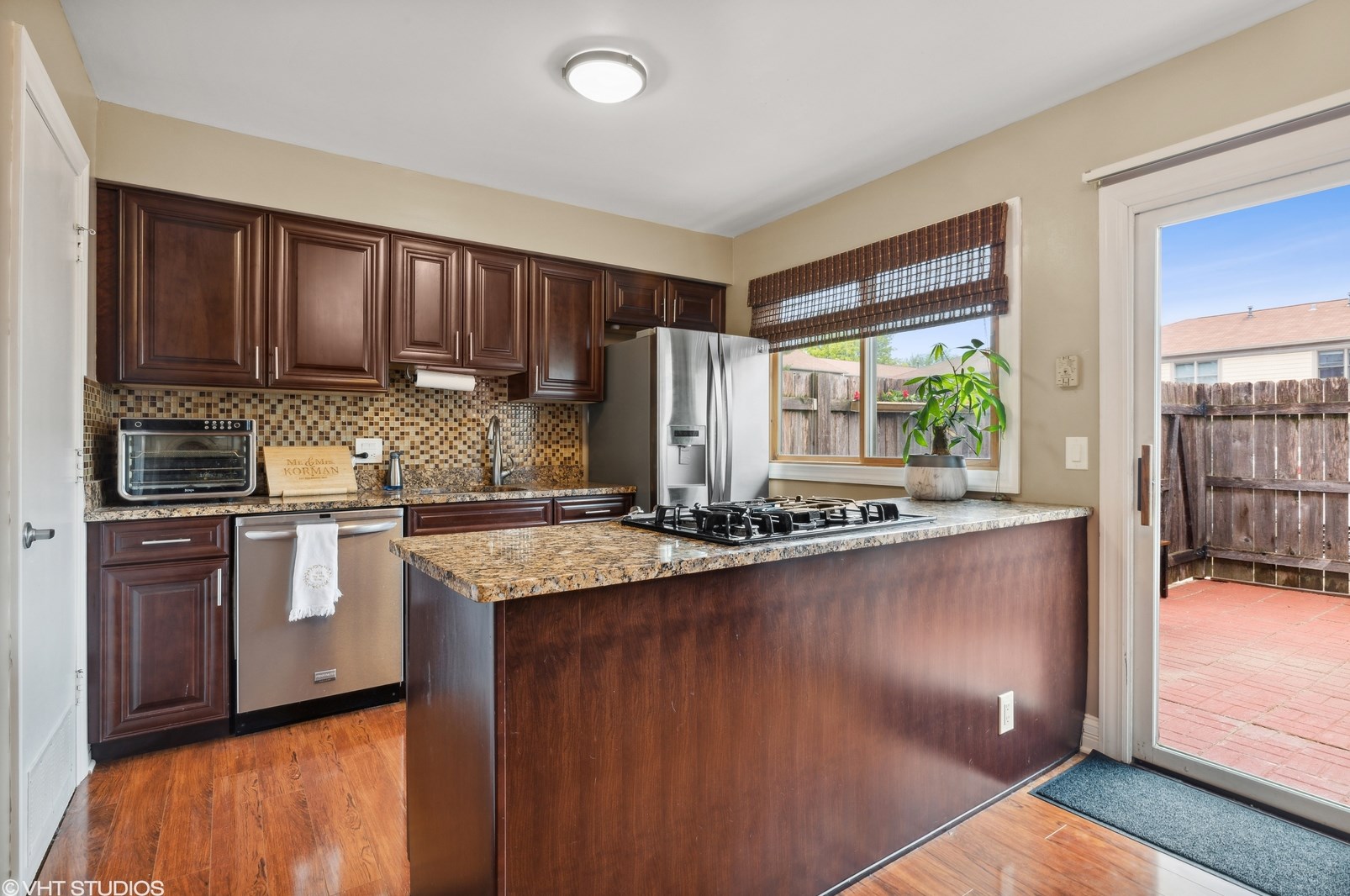 1732 Bristol Walk, Hoffman Estates IL  60169-6802 exterior