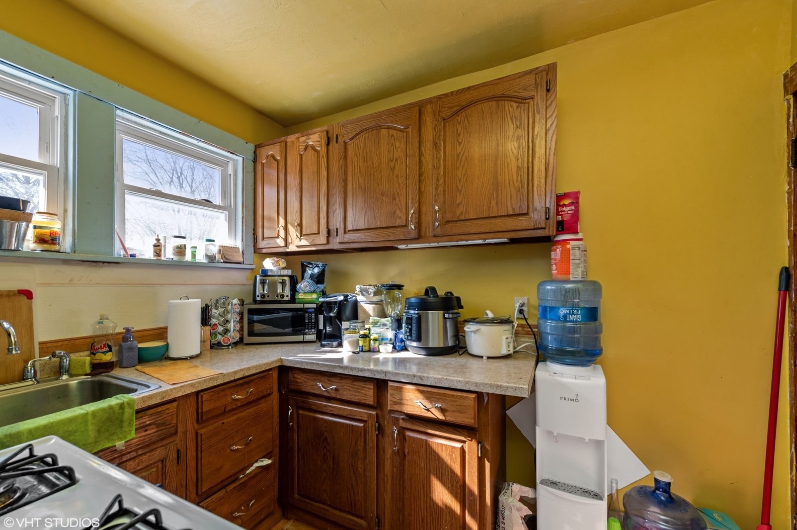 449 Enterprise St, Hoffman Estates, IL 60120-3824