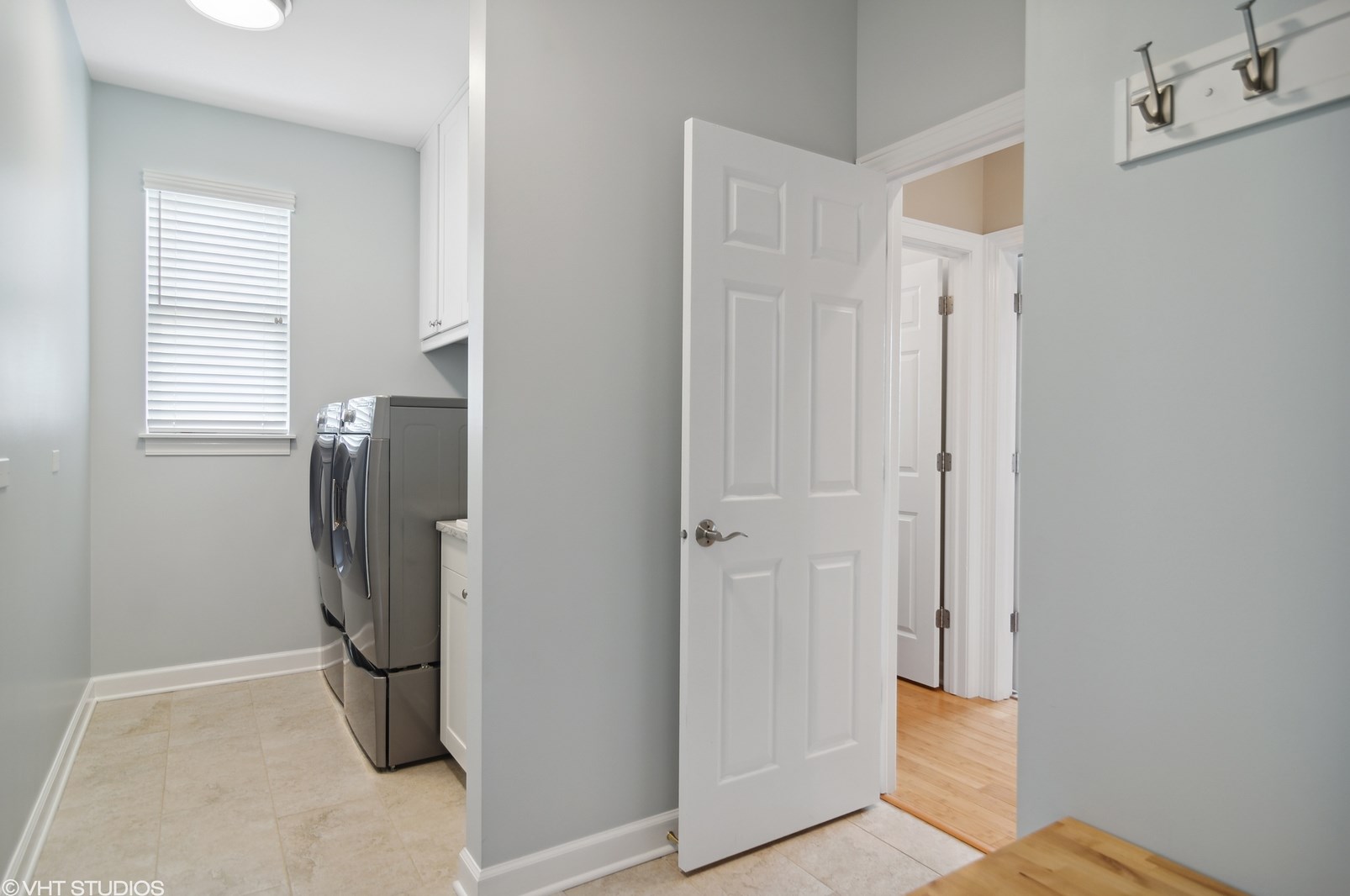 1445 Wentworth Dr, Volo, IL 60020-3415