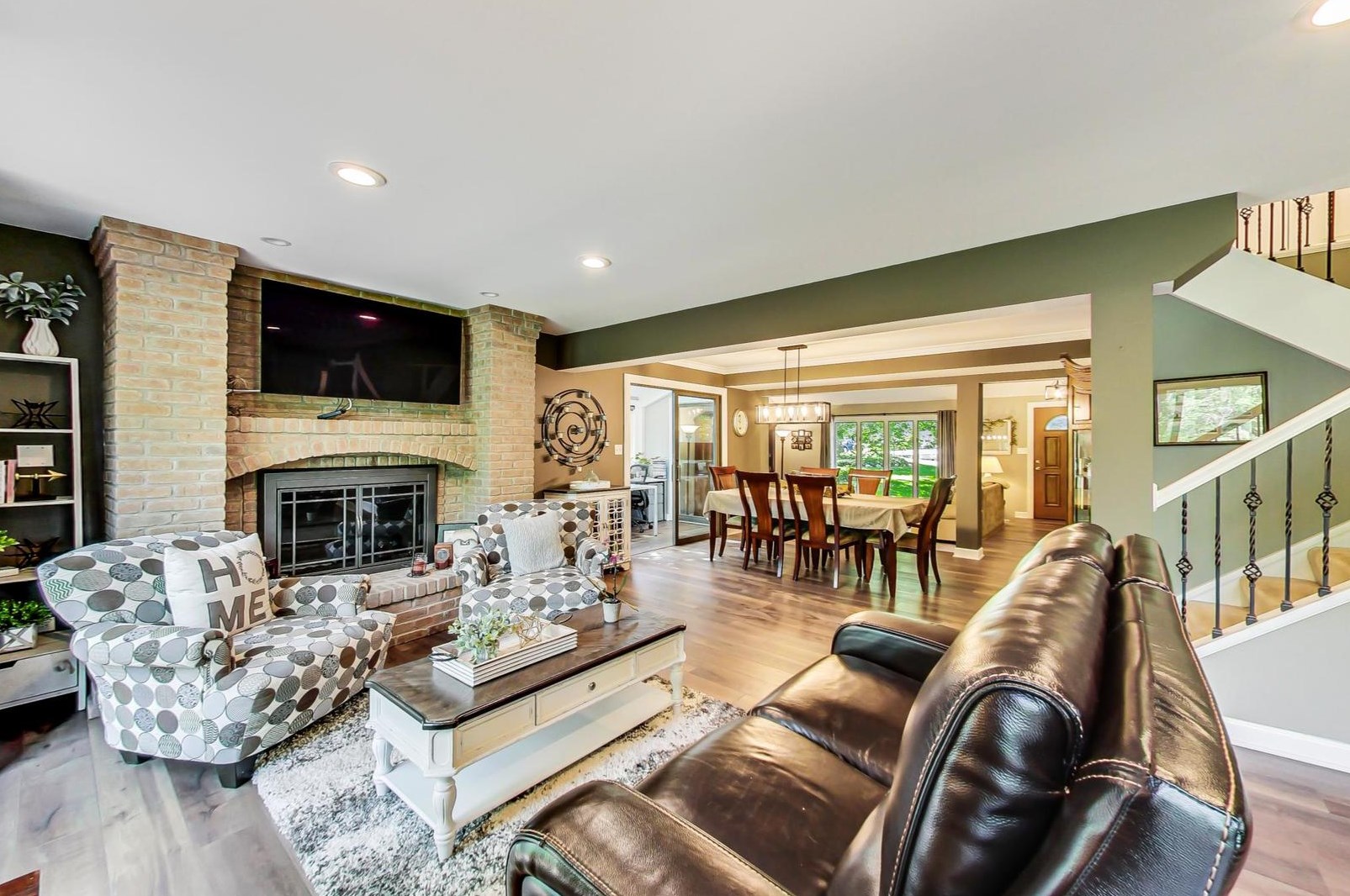 3814 May Ln, Spring Grove, IL 60081
