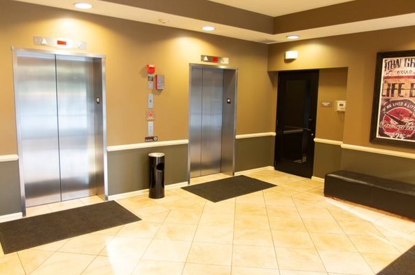 656 Pearson St Unit 503, Des Plaines, IL 60016