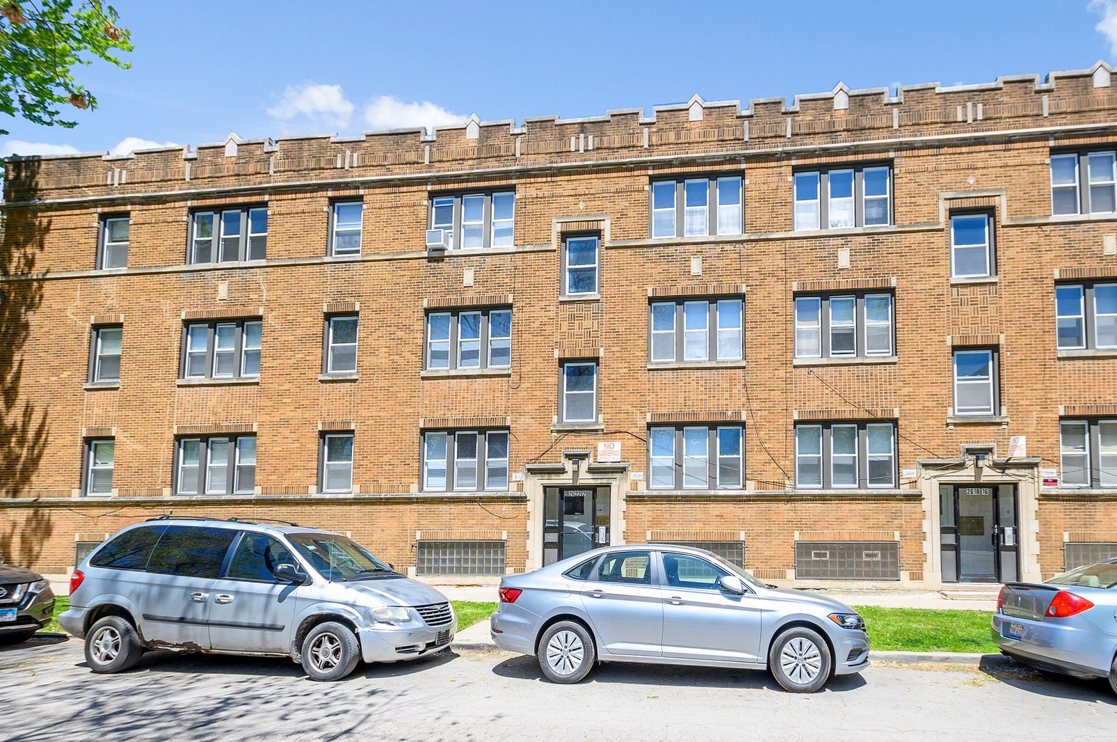 2618 W 64th St #3, Chicago, IL 60629