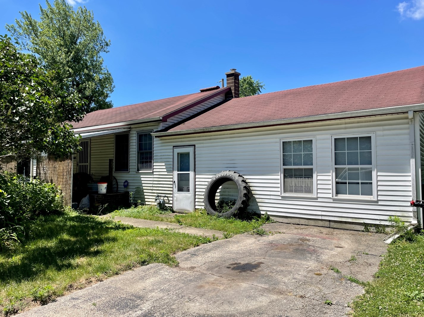 406 Daniels St, Lorenzo, IL 60481