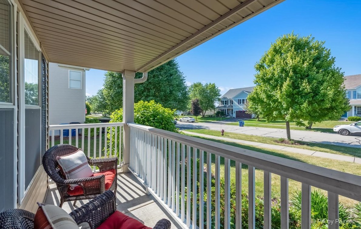 1079 Pattee Ave, Elburn, IL 60119-7821