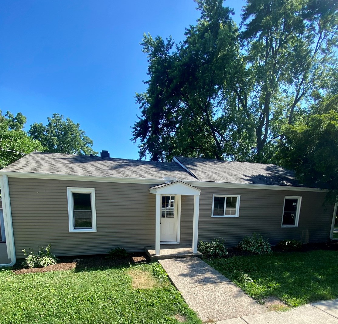215 Pierce St, Elburn, IL 60119-8928