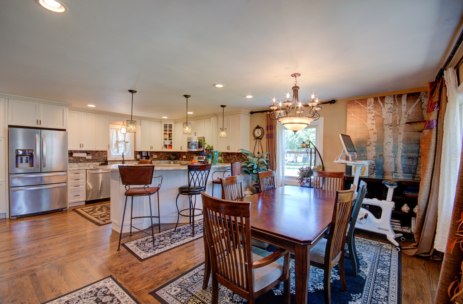 501 Lincoln Ave, Downers Grove, IL 60515