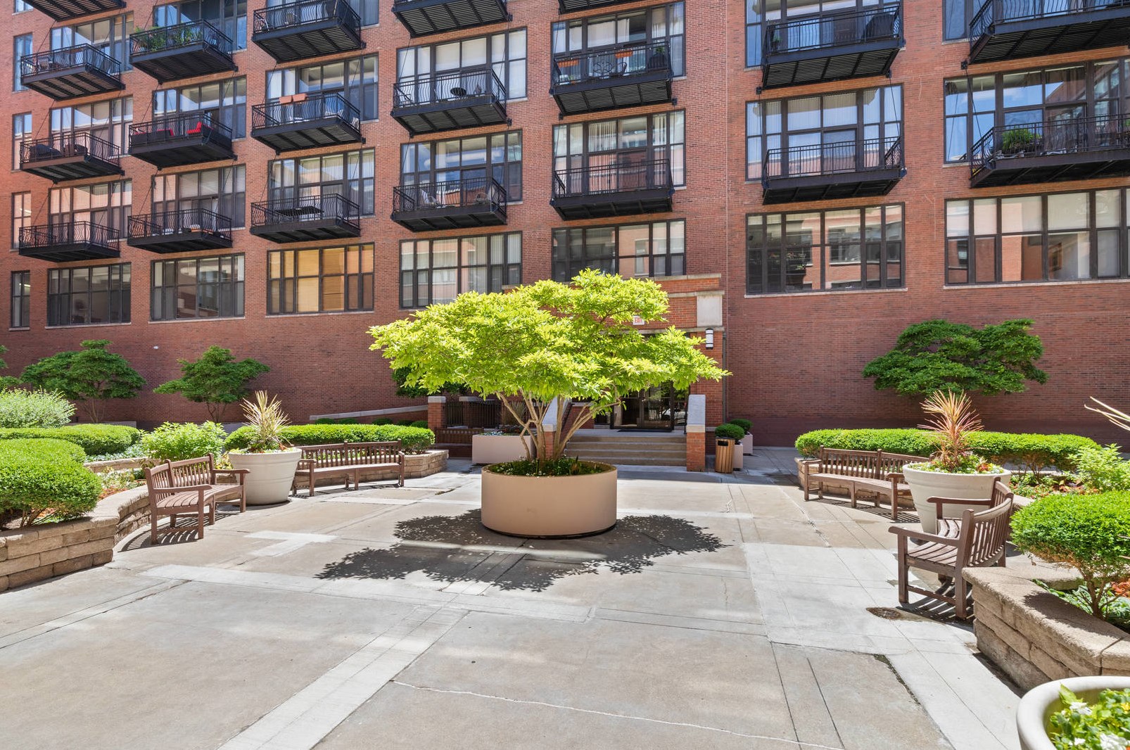 333 W Hubbard St #704, Chicago, IL 60654