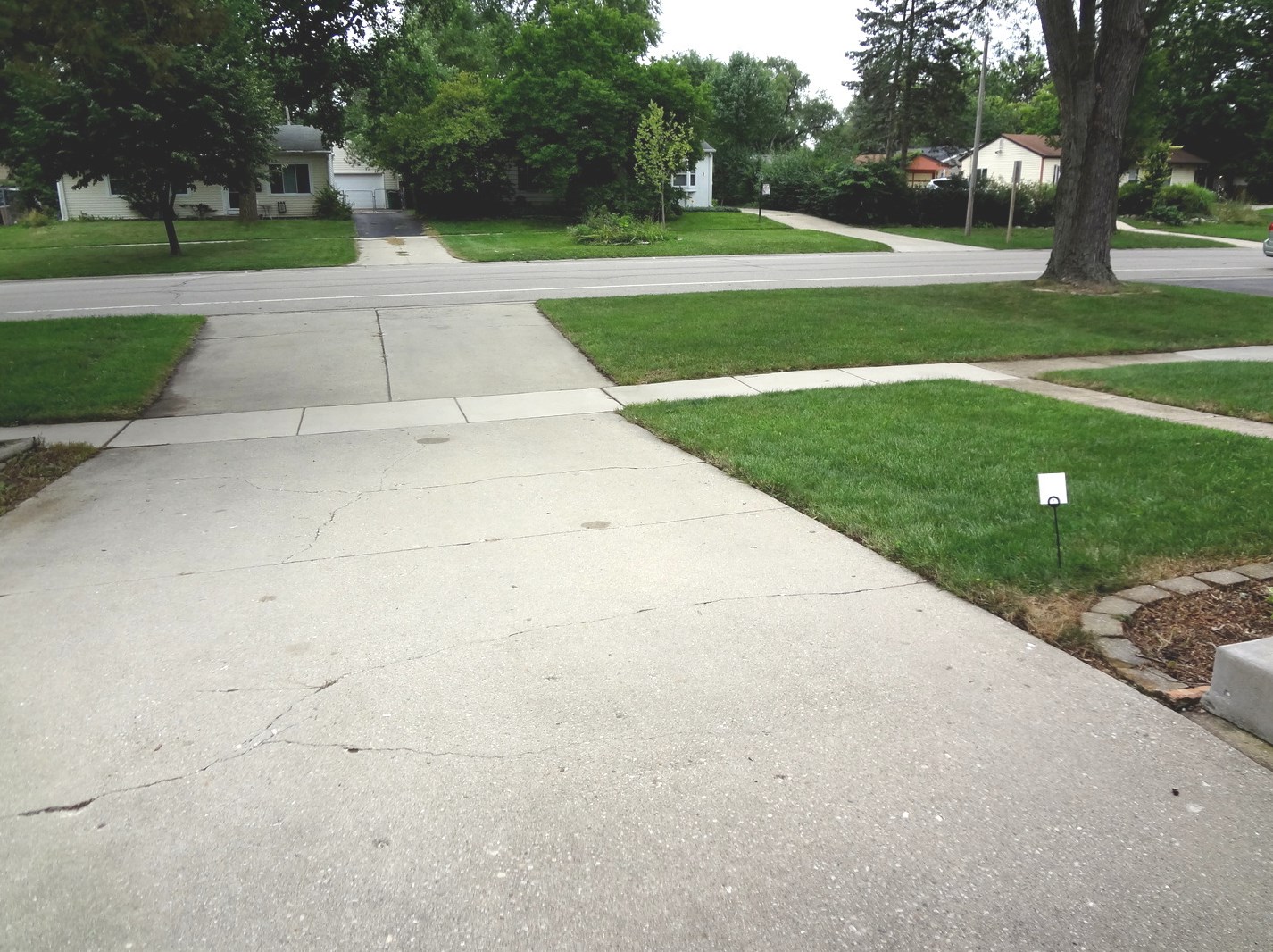 338 Raupp Blvd, Buffalo Grove, IL 60089