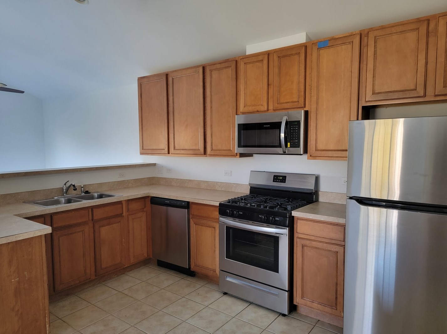 1954 Concord Dr, Volo, IL 60050-8311