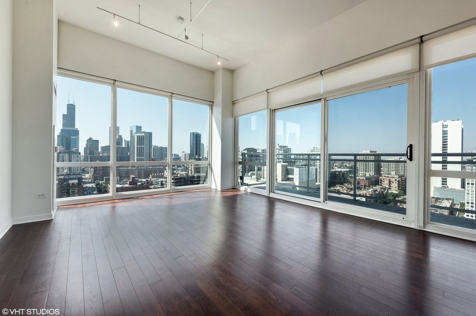 757 N Orleans St Apt 2111, Chicago, IL 60654