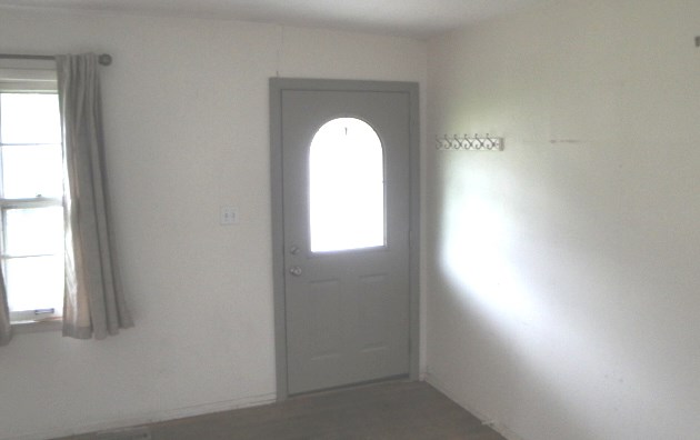 4418 Parkway Ave, Volo IL  60050-3782 exterior