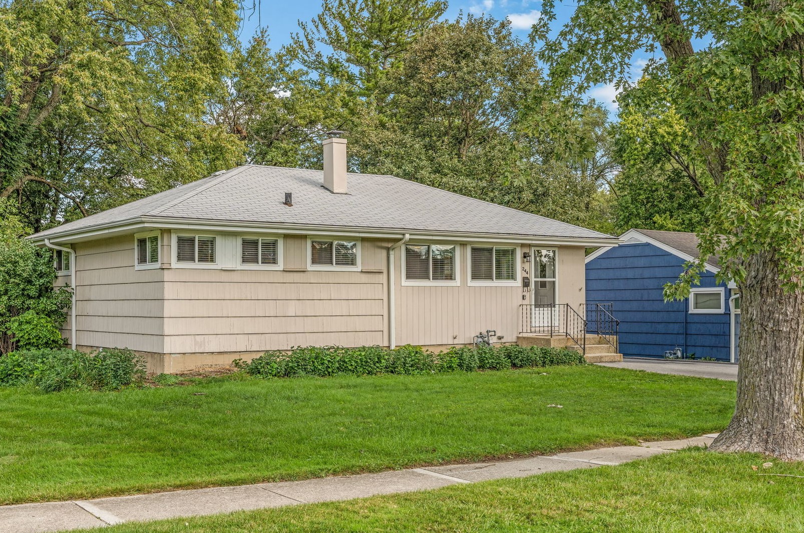 244 Lincoln Ave, Downers Grove IL  60515-3118 exterior