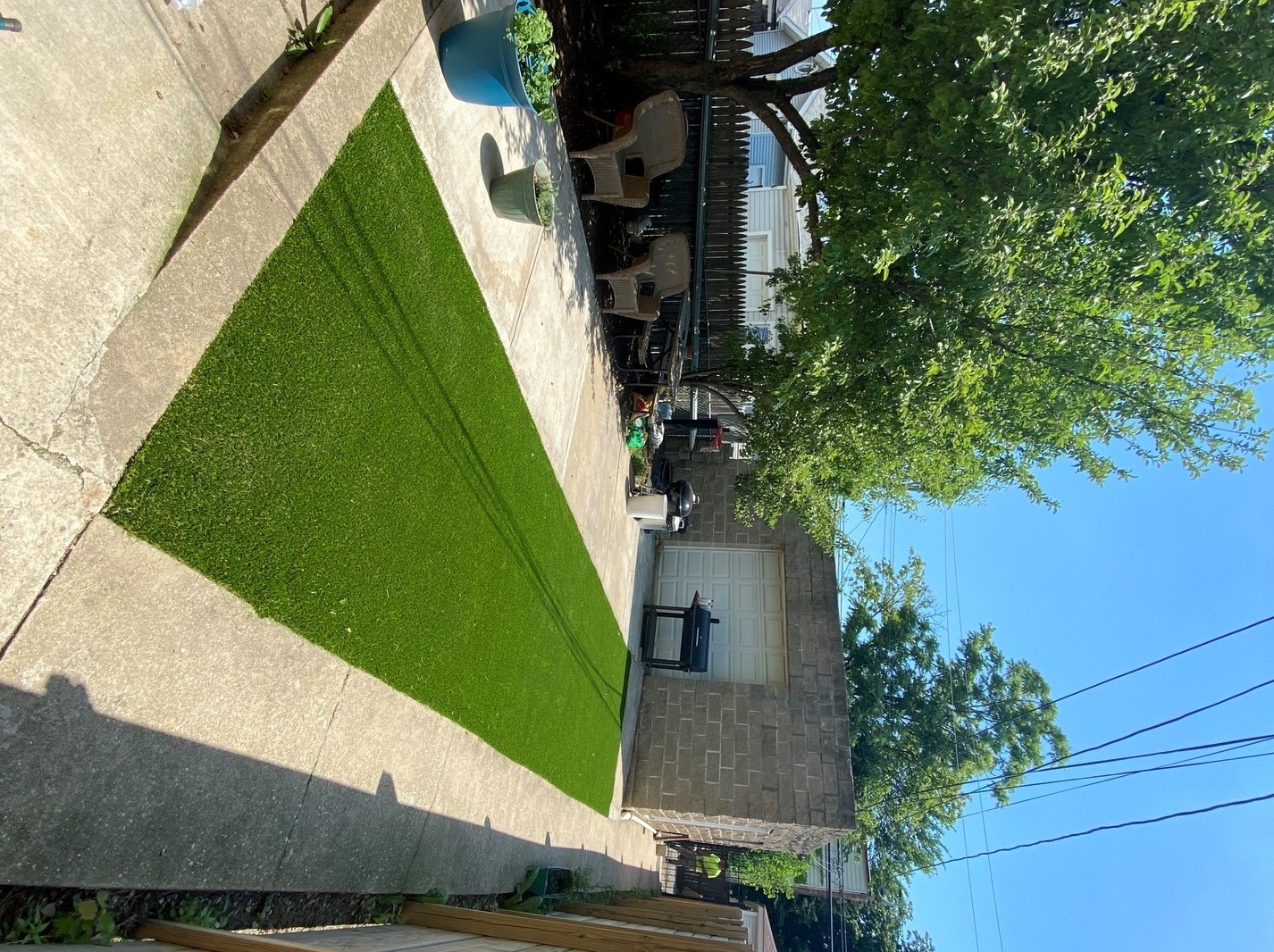 2925 N Sacramento Ave #1, Chicago, IL 60618