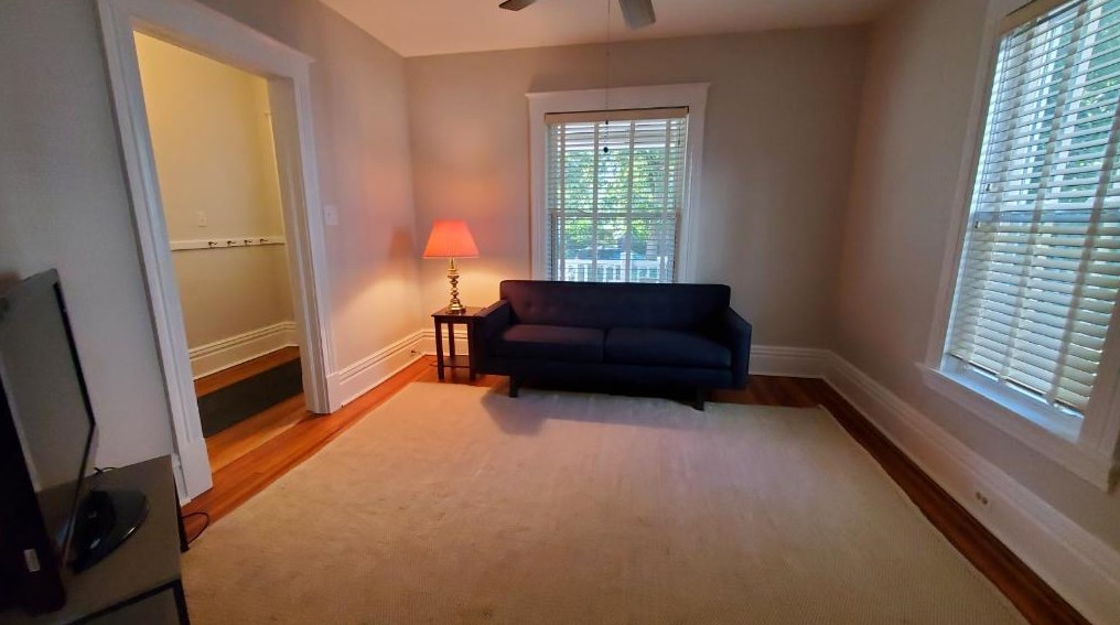 1011 Ashland Ave #1, Evanston, IL 60202
