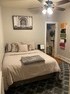 5846 W 64th St, Chicago, IL 60638