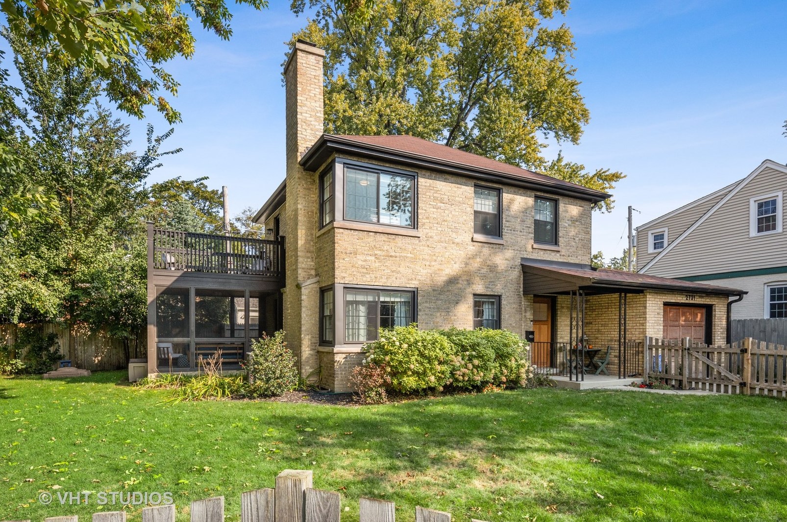 2731 Elgin Rd, Evanston, IL 60201-2075