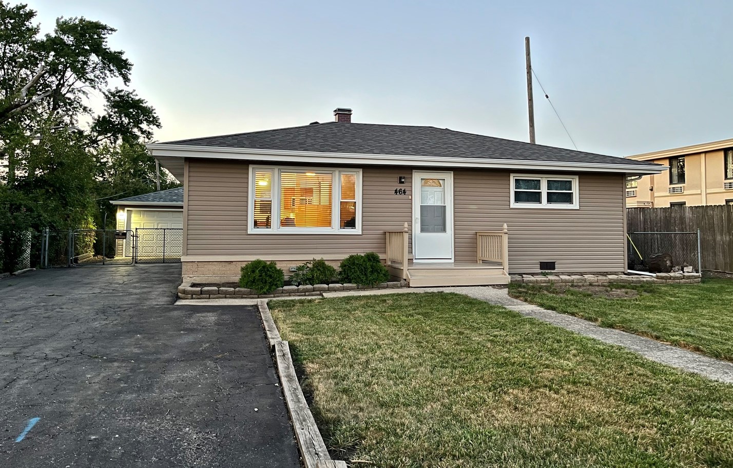 464 Armitage Ave, Melrose Park IL  60164-1803 exterior