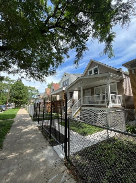 7045 Winchester Ave, Chicago, IL