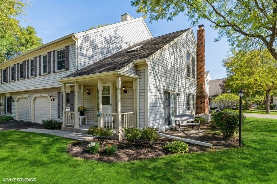 2710 College Hill Cir #2710, Schaumburg, IL 60173