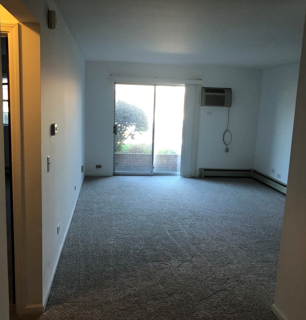 2339 Ogden Ave #6, Downers Grove, IL 60515