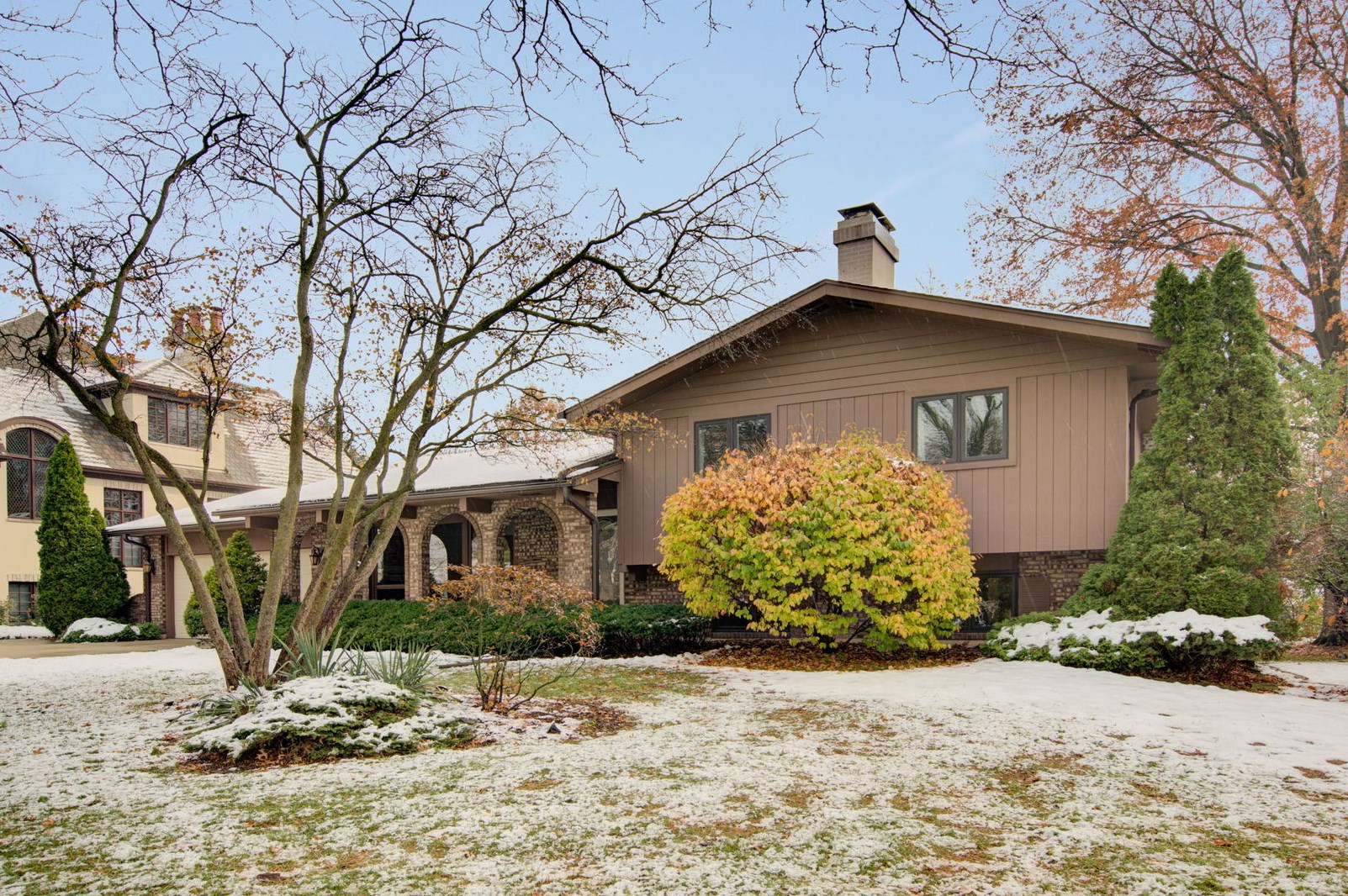 241 Herbert St, Downers Grove IL  60515-2206 exterior