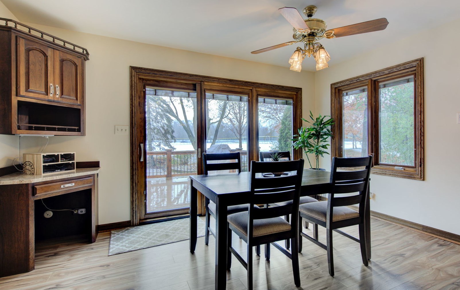 241 Herbert St, Downers Grove IL  60515-2206 exterior