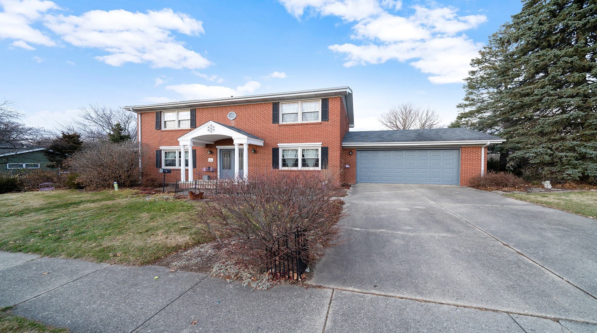 101 Ridge Dr, Dekalb, IL 60115-1737