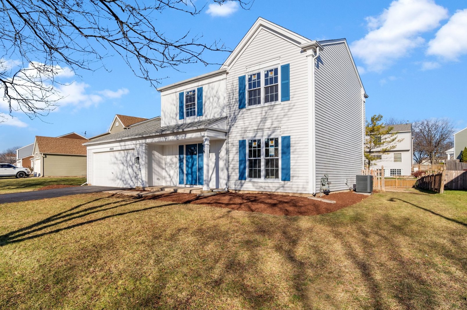 1880 Gleneagle Cir, Hoffman Estates, IL 60123-6525