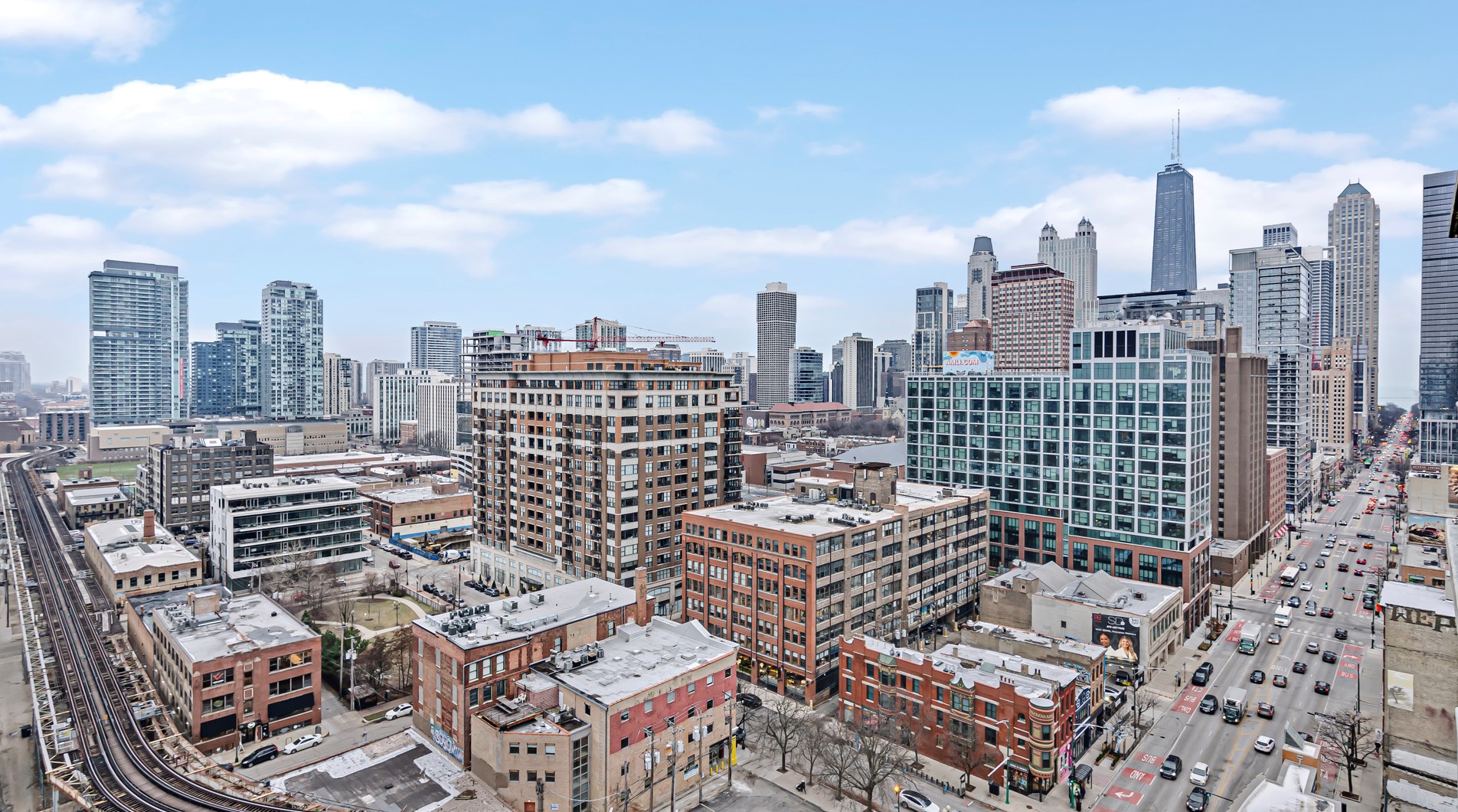 757 N Orleans St #1703, Chicago, IL 60610
