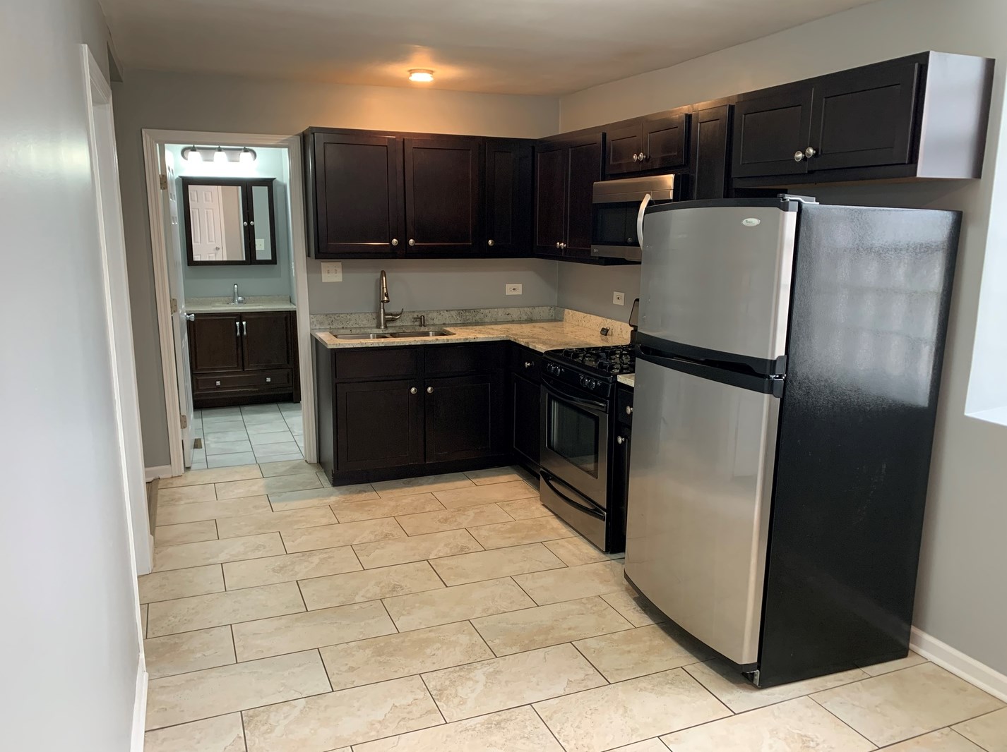 2301 N Lockwood Ave #1w, Chicago, IL 60639