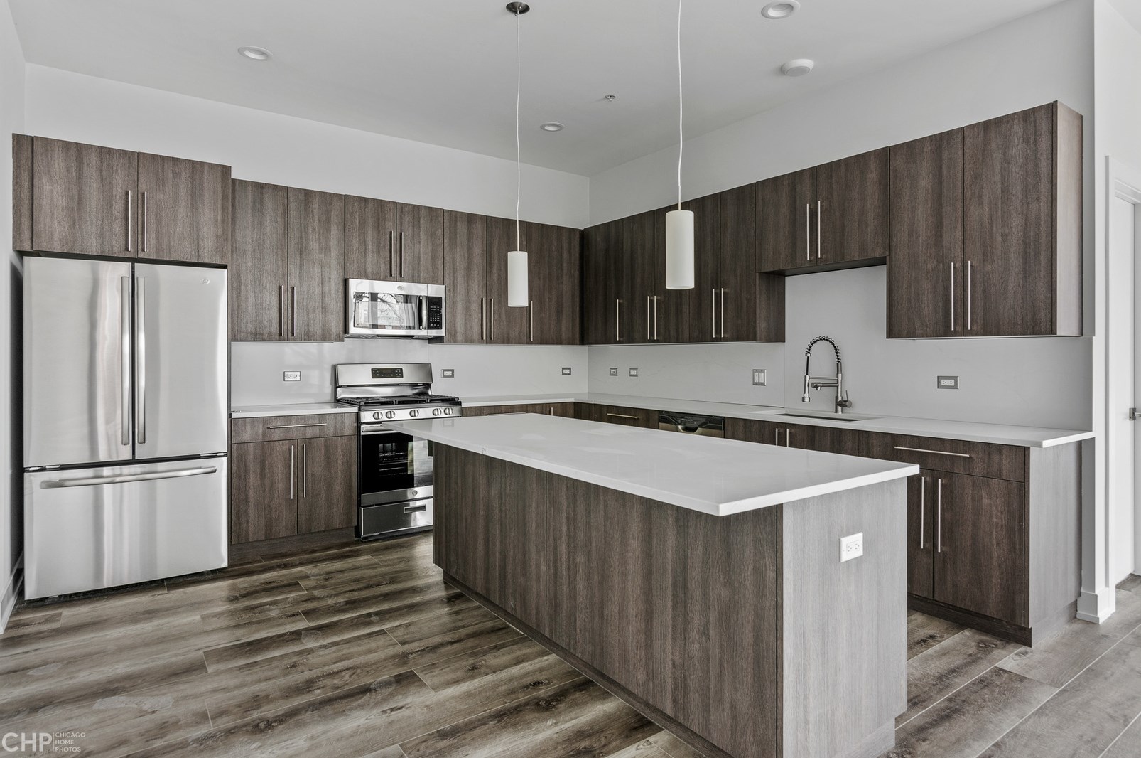 1957 N Fairfield Ave #2i, Chicago, IL 60647