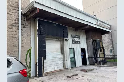 822 W Wilson Avenue, Chicago, IL 60640 - Photo 4