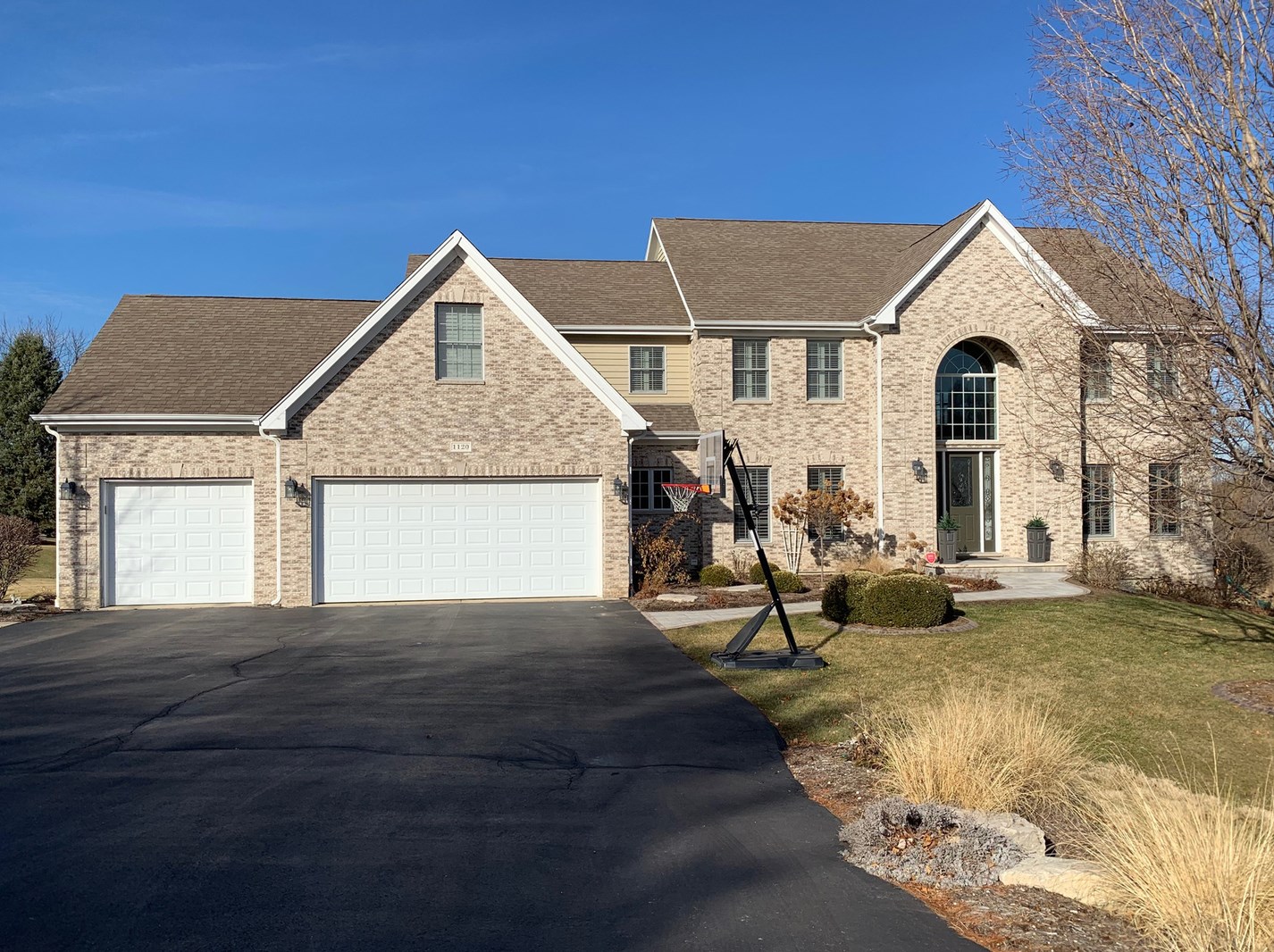 1120 Lorden Ct, Trout Valley, IL 60013-6403