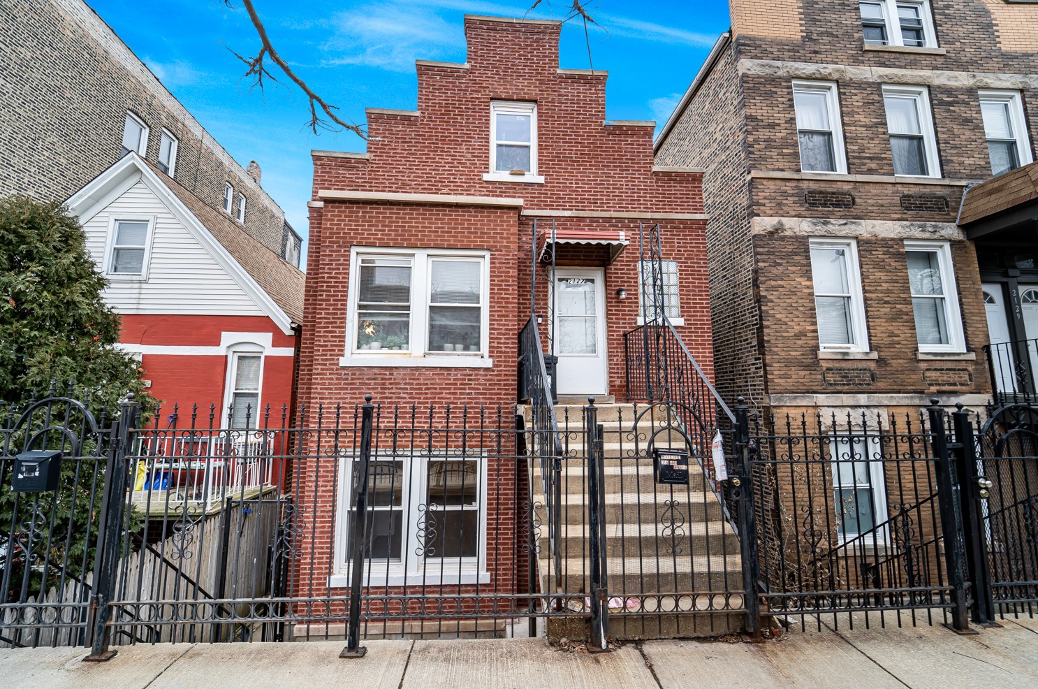 2127 W 21st Pl #2, Chicago, IL 60608