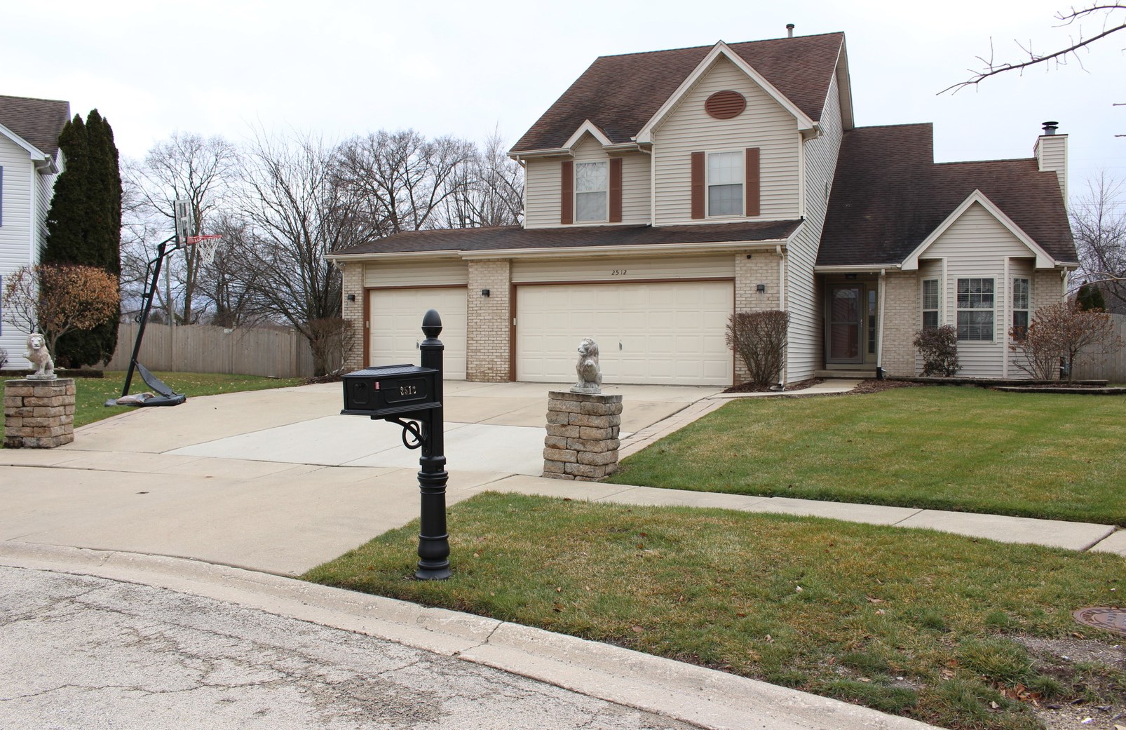 2512 Calico Ct, Romeoville, IL 60441-3986