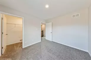 200 Crystal Ln, Steger, IL 60475 - Photo 16