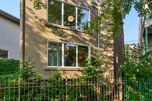 1718 W Winona Street, Chicago IL 60640